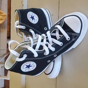 Chuck Taylor high top converse all stars
